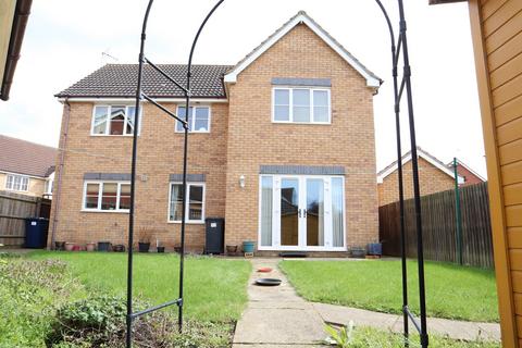 1 Aston Close, Yaxley, Peterborough, PE7 3BF