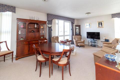 2 bedroom apartment for sale, Peters Lodge, 2 Stonegrove, Edgware, HA8