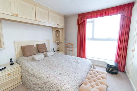 2 bedroom apartment for sale, Peters Lodge, 2 Stonegrove, Edgware, HA8