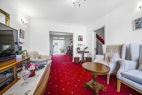 4 North Gardens, London, SW19 2NR