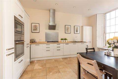 30b Drummond Place, Edinburgh, EH3 6PN