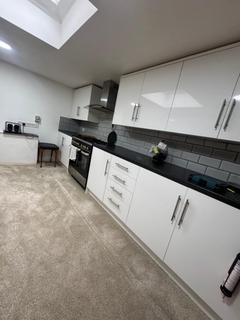 undefined, Hainault Road, Chigwell, IG7
