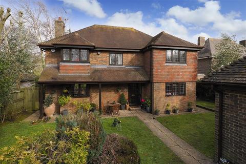 4 bedroom detached house for sale, Laurel House, 99 Ashford Road, Faversham