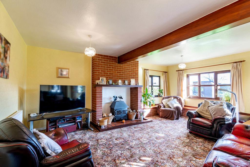 Church Lane, Gamston, Retford 4 bed detached bungalow for sale £450,000