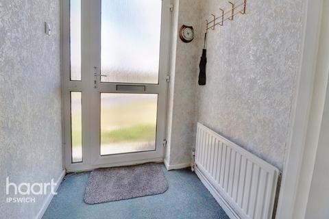 5 Beech Close, Sproughton, Ipswich, IP8 3BL