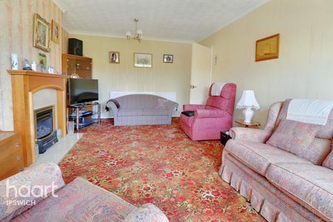 5 Beech Close, Sproughton, Ipswich, IP8 3BL