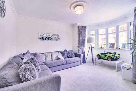 111 Yeading Avenue, Harrow, HA2 9RJ