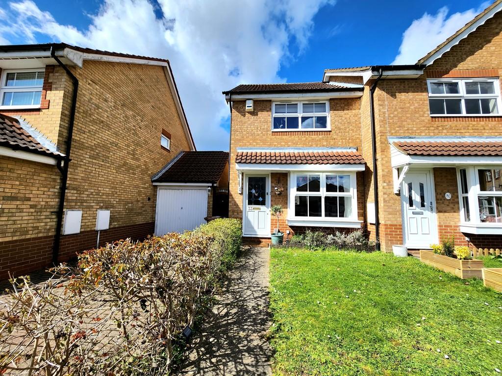 Doncaster Close, Stevenage 2 bed semidetached house £80,000
