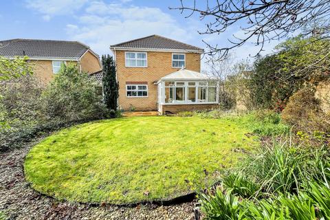7 Bicton Road, Swindon, SN25 4TU