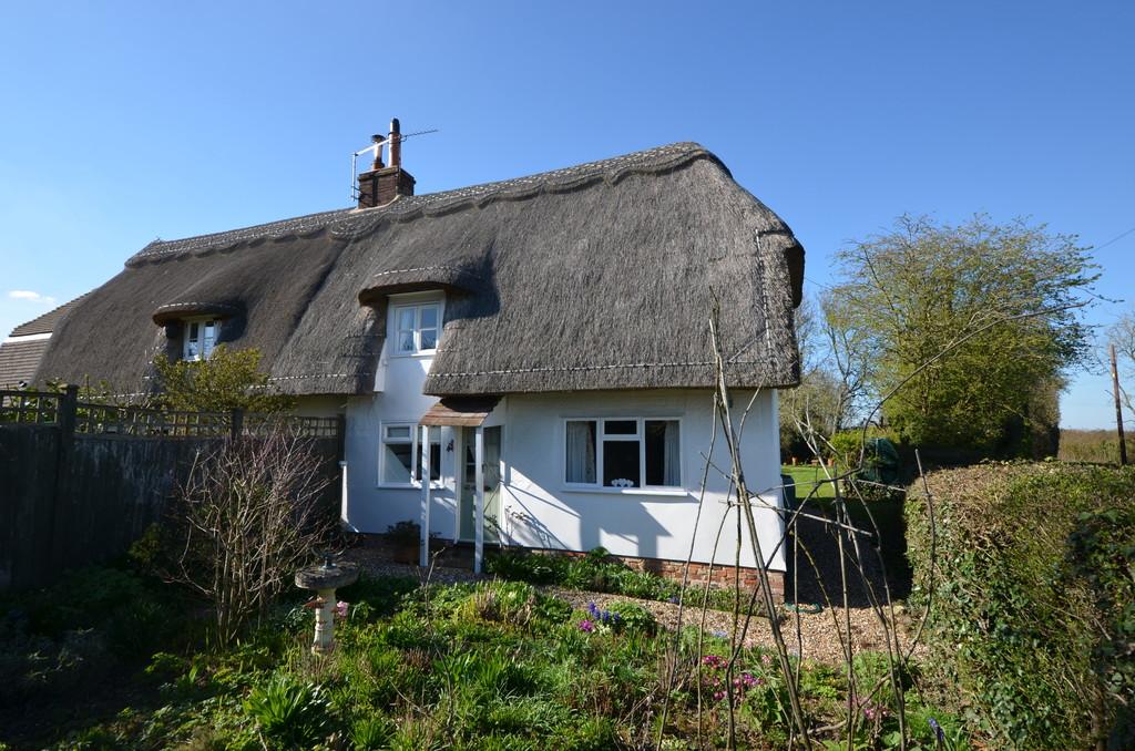 Howe Lane, Great Sampford 2 bed cottage for sale £375,000