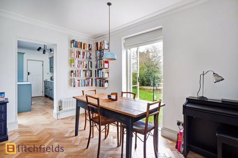 48 Addison Way, London, NW11 6QP