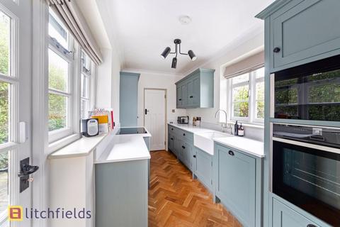 48 Addison Way, London, NW11 6QP