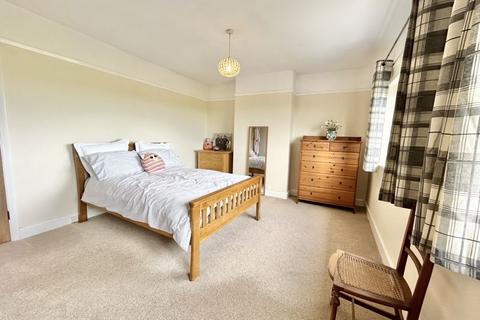 24 Lindridge Road, Sutton Coldfield, B75 6HH