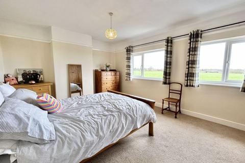 24 Lindridge Road, Sutton Coldfield, B75 6HH
