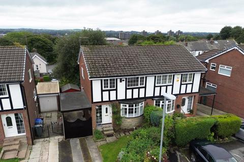 32 Augusta Close, Rochdale, OL12 6HT