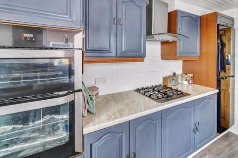 32 Augusta Close, Rochdale, OL12 6HT