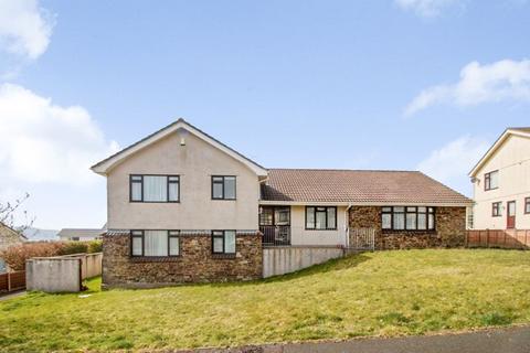 4 bedroom detached house for sale, 40 Banks Howe, Onchan