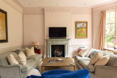 3 bedroom apartment to rent, Evelyn Gardens, South Kensington, SW7