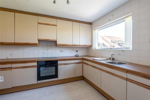 3 Bridge Garth, Clifford, Wetherby, LS23 6HF