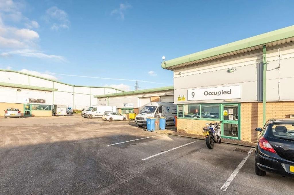 Agecroft Enterprise Park, Manchester M27 Industrial unit to rent