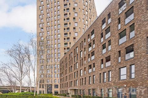 Flat 1805, Roosevelt Tower, 18 Williamsburg Plaza, London, E14 9NW