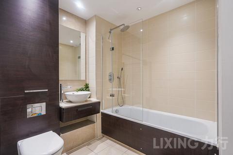 Flat 1805, Roosevelt Tower, 18 Williamsburg Plaza, London, E14 9NW