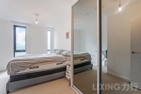Flat 1805, Roosevelt Tower, 18 Williamsburg Plaza, London, E14 9NW