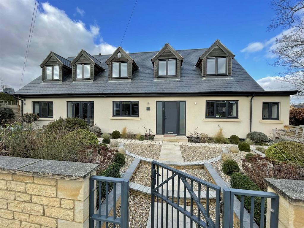 Empingham Road, Stamford 4 bed detached house £925,000