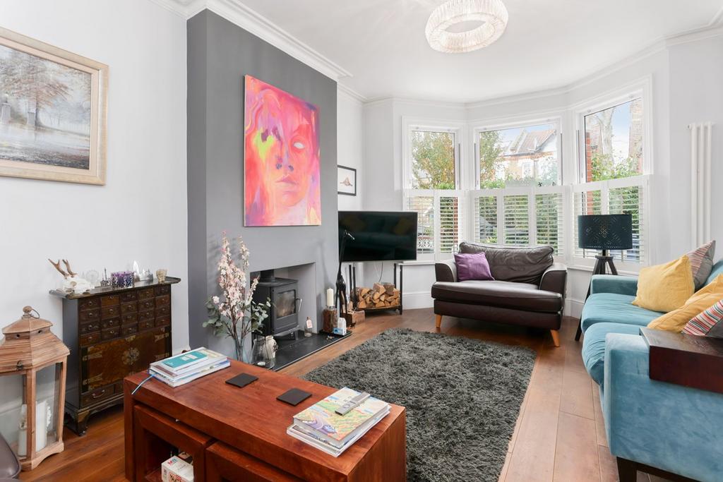 Seward Road, Hanwell, W7 5 bed semidetached house £1,100,000