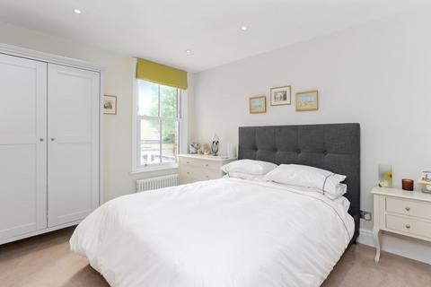 32 Seward Road, London, W7 2JR