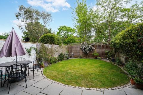 31 Denmark Road, London, W13 8RQ