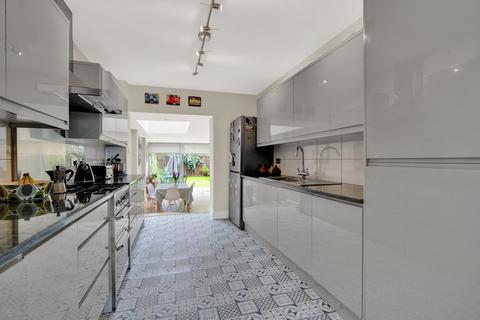 31 Denmark Road, London, W13 8RQ