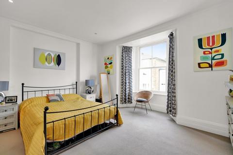 31 Denmark Road, London, W13 8RQ