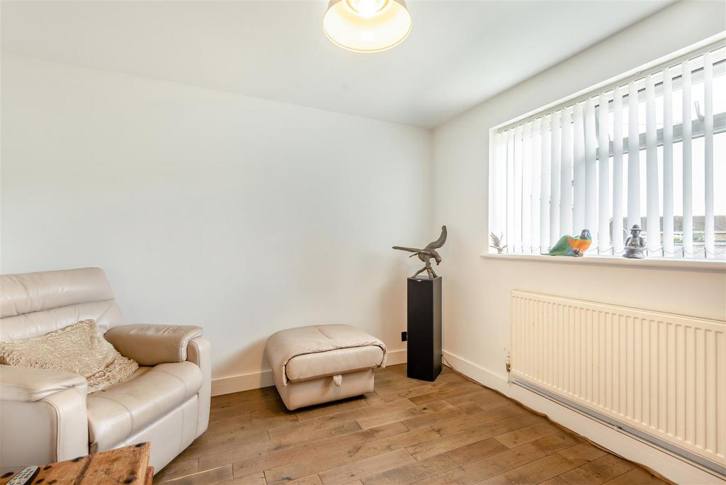 Bedroom 2/Snug