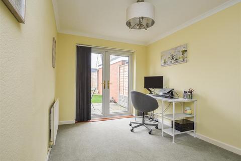 4 bedroom detached house for sale - 22 Rylands Drive, Penn, Wolverhampton