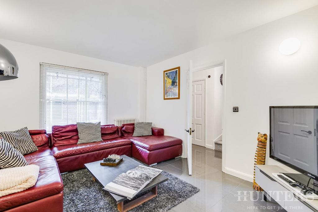 27, Old School Court, Drapers Road, London, N17 6 L