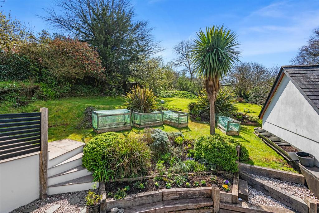 Veg garden.jpg