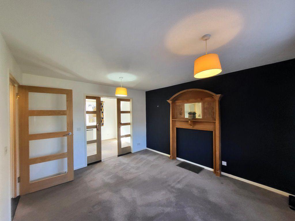 Manston Kent 3 bed house £1,250 pcm (£288 pw)