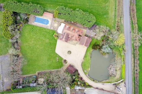 Blind Pond Cottage Castledon Road, Downham, Billericay, CM11 1LH