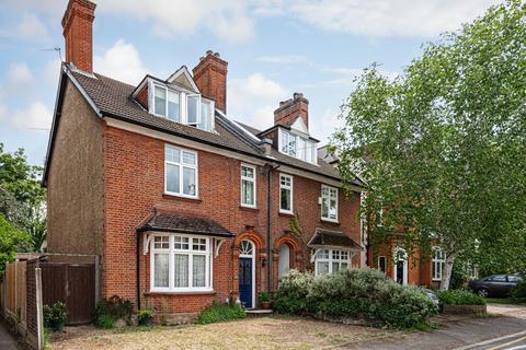 23 Worple Road, Epsom, KT18 5EP