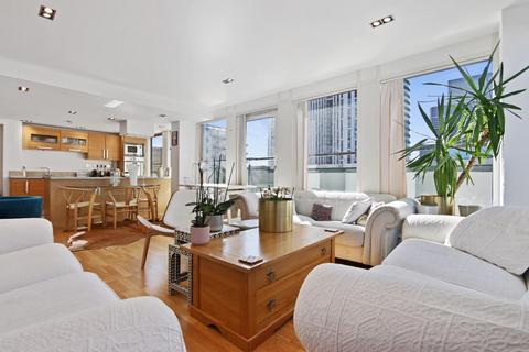 2 bedroom apartment for sale, City Tower, 3 Limeharbour, London, E14 9LU