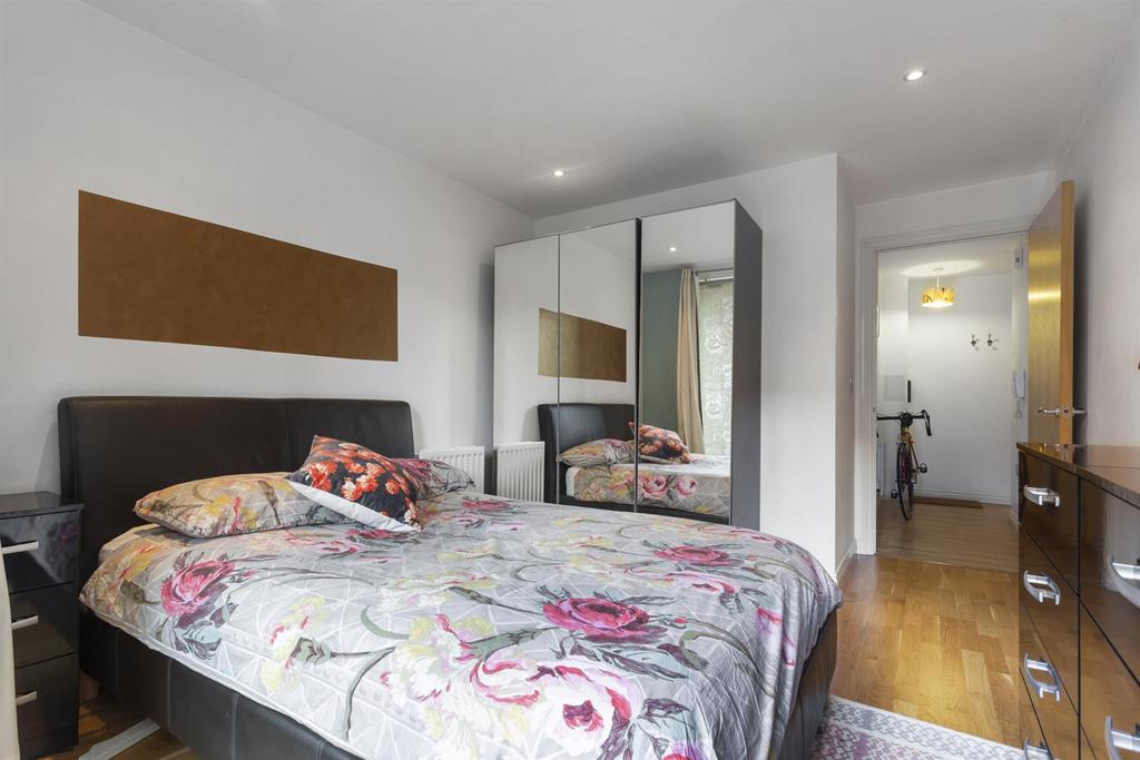 Viridian Apartments, 75 Battersea... 1 bed flat £1,950 pcm (£450 pw)
