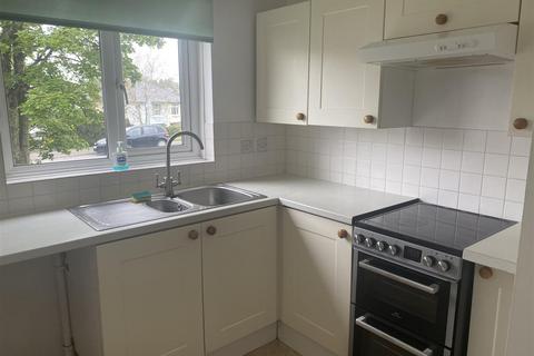 12 Fallowfields, Totnes, TQ9 5NG