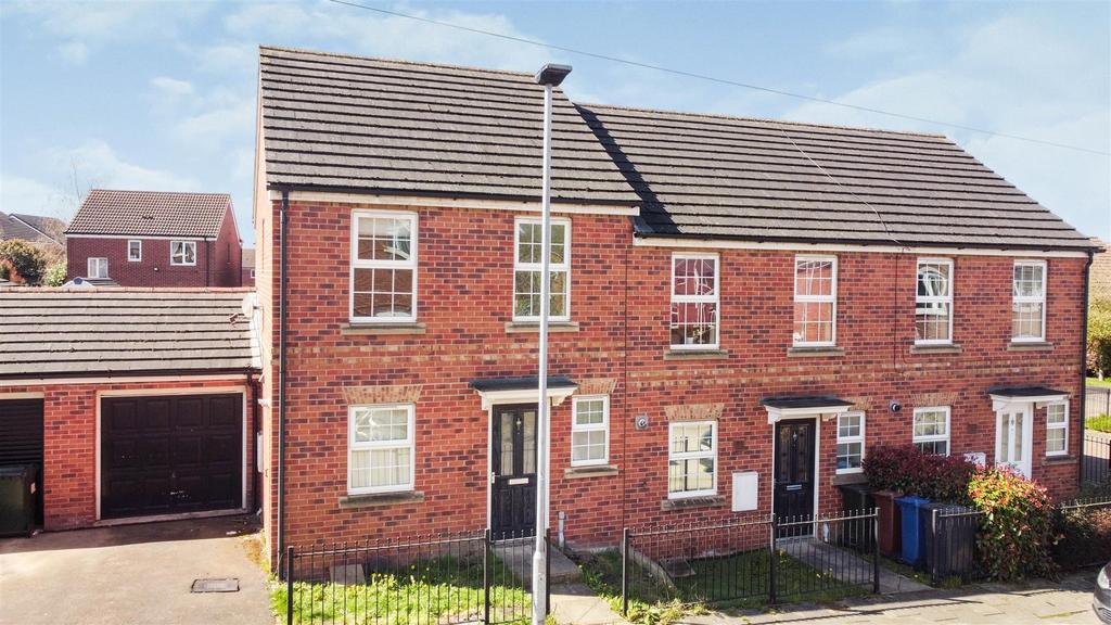 Trenchard Close, Grimethorpe, Barnsley 2 bed townhouse for sale £130,000