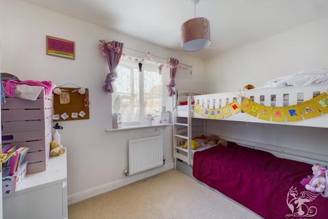 150 Caspian Way, Purfleet-on-thames, RM19 1LF