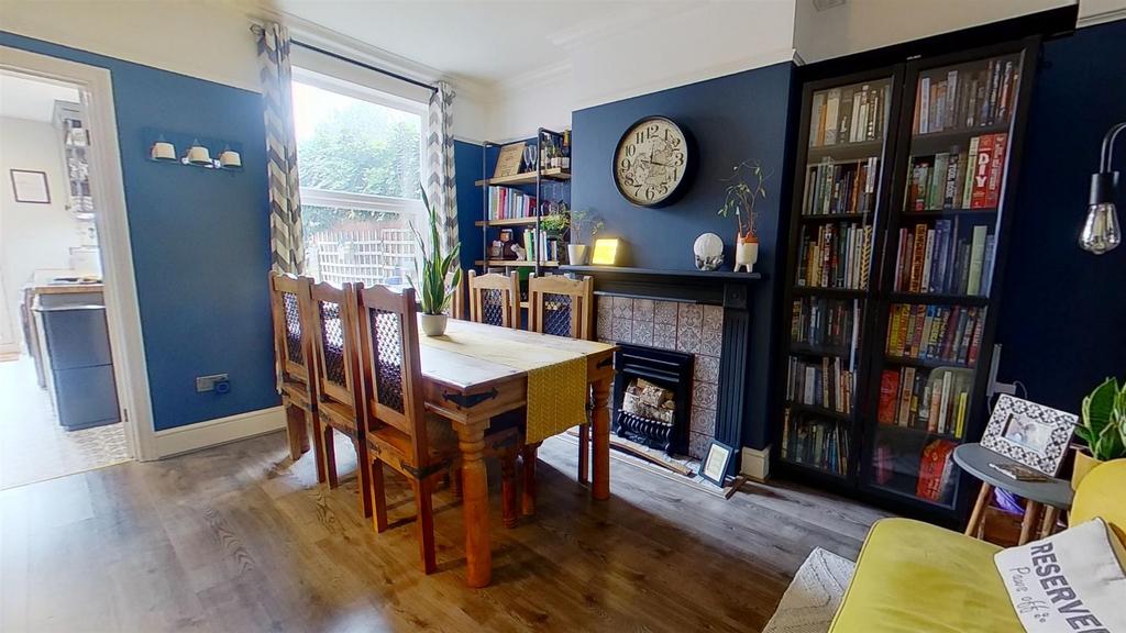 Albany Road, Worcester WR3 2 bed terraced house £230,000