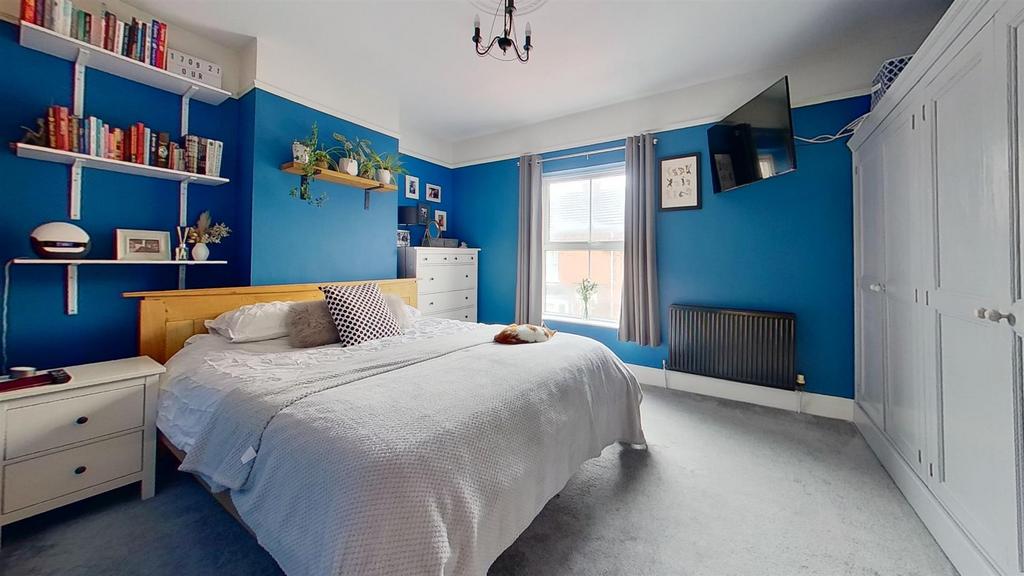 Master Bedroom 2.jpg