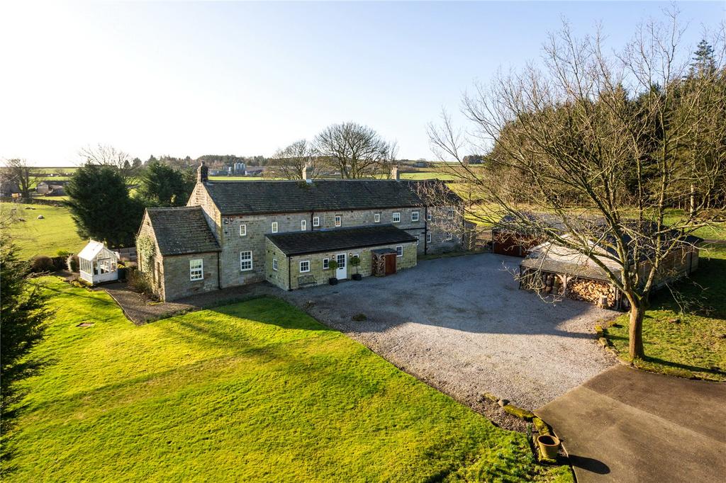 Dacre, Harrogate, North Yorkshire, HG3 5 bed detached house for sale