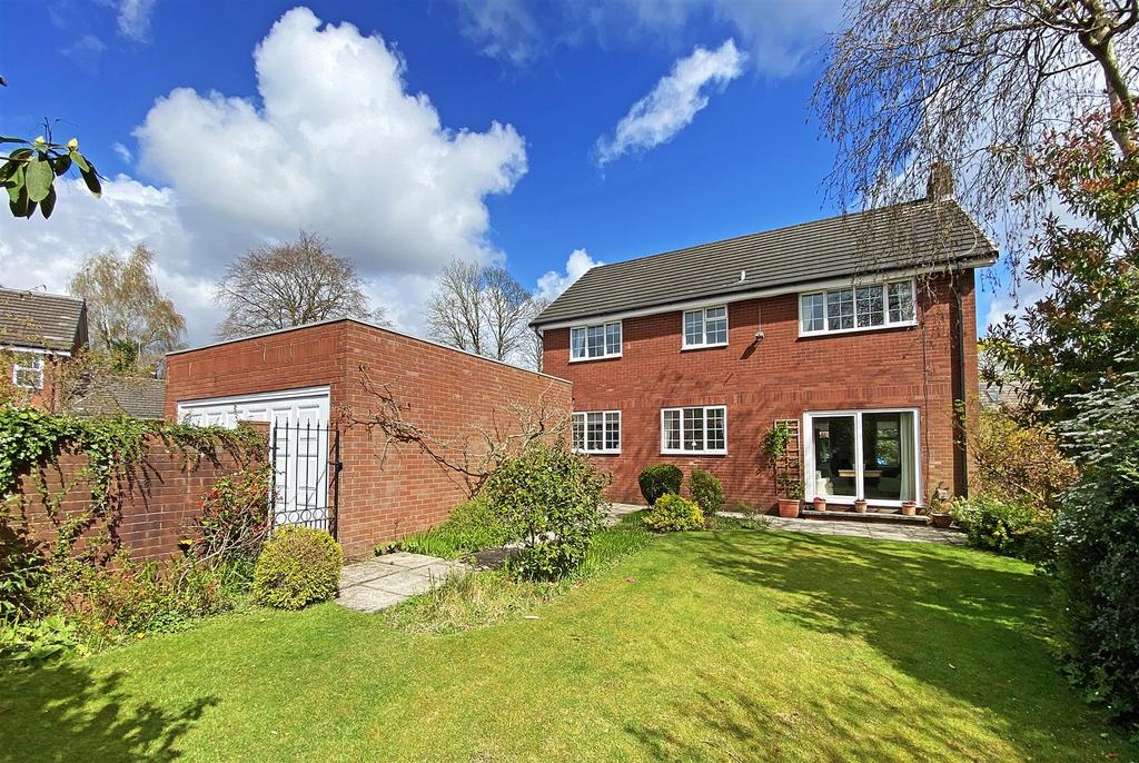 Amberley Drive, Hale Barns, Altrincham 4 bed detached house for sale