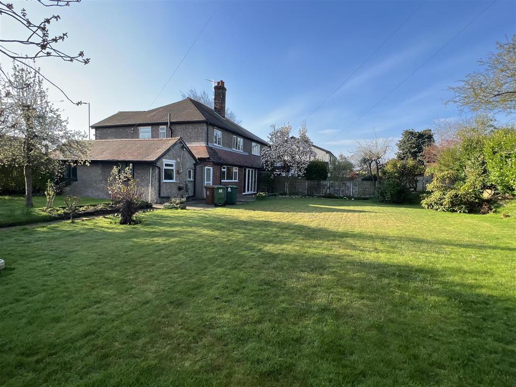 Barnston Road, Heswall, Wirral 4 bed semidetached house for sale £500,000